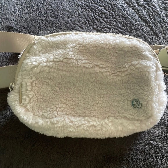 lululemon athletica Bags New Lululemon Cream White Fleece